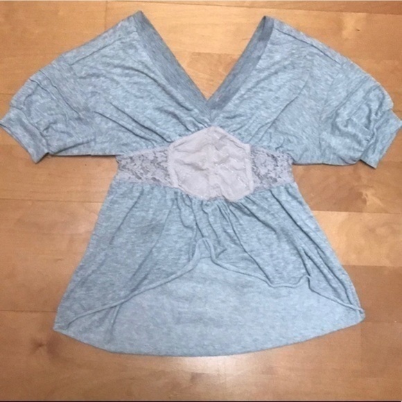 Free People Tops - Free People Gray Short Sleeve Cut out Top Small